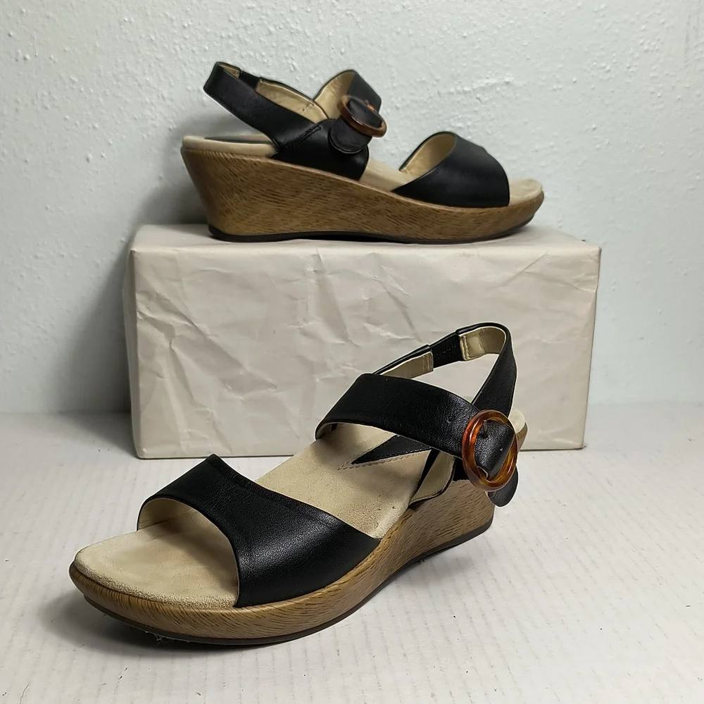 Dansko pre owned